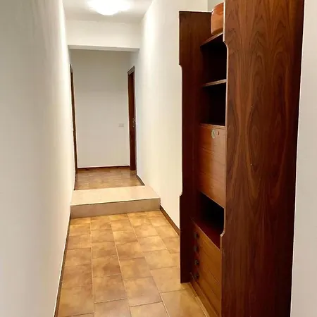 La Grotta 2 *